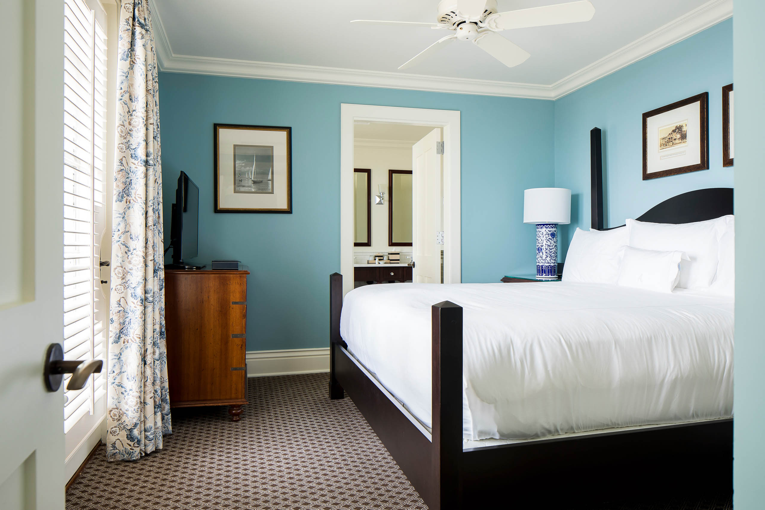 Ocean View Terrace Suite bedroom.