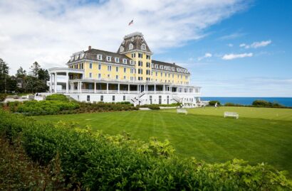 The outside of Ocean House Hotel.