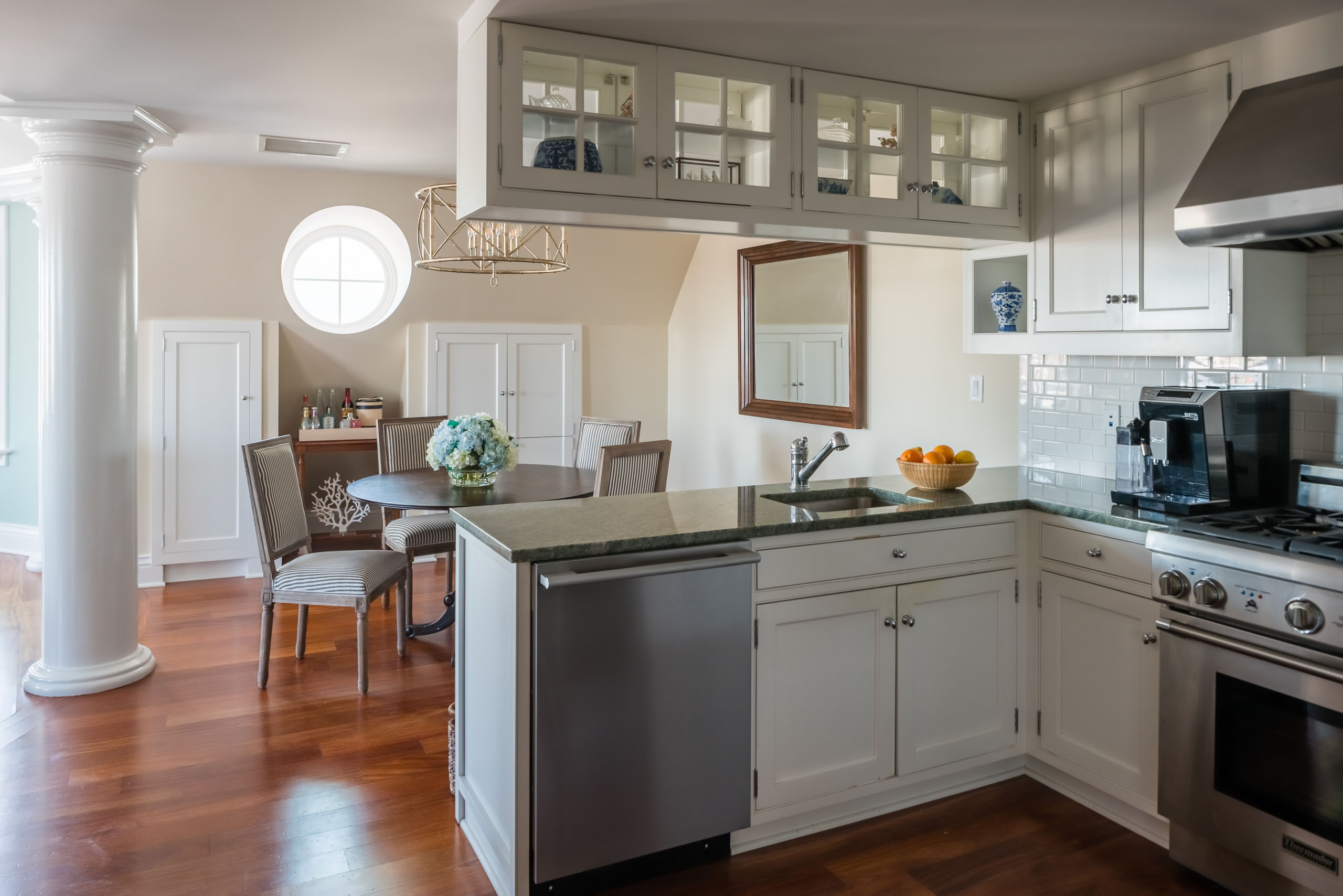 Bayridge Suite kitchen.