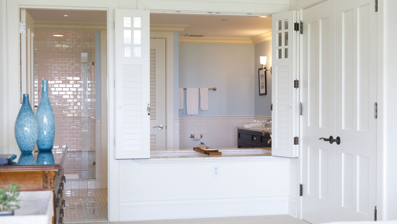 Blue Skies Suite bathroom with a bath tub.