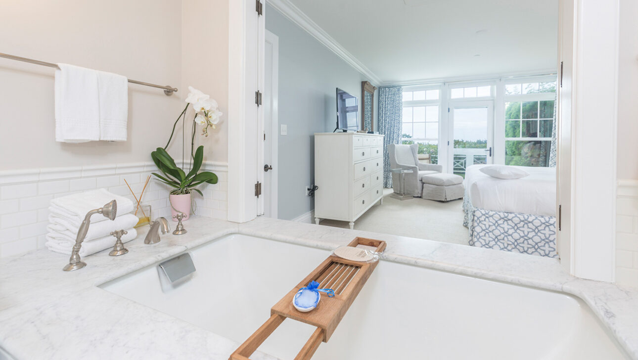 Dune Grass Suite bathroom connected to a bedroom.