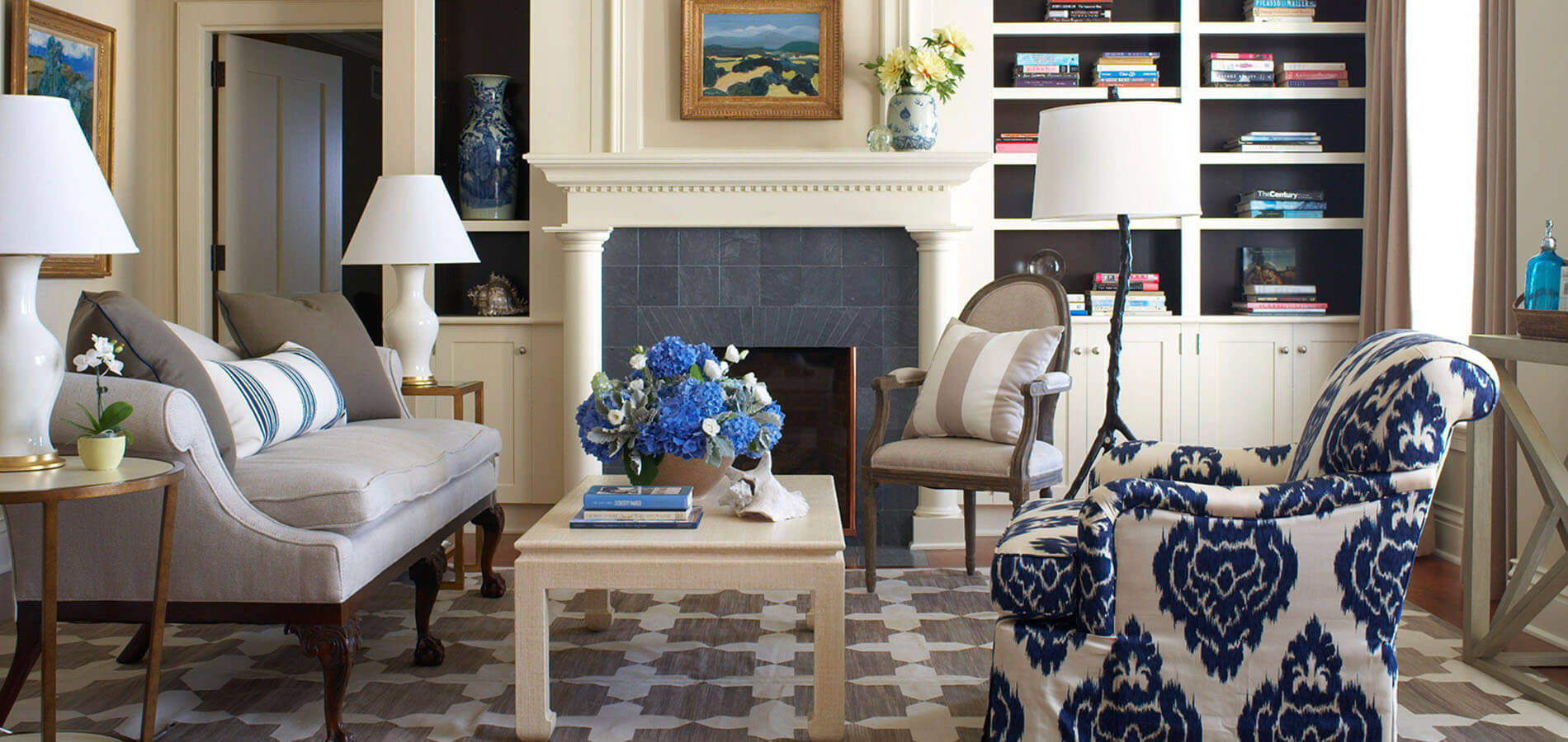 Ocean Bluff Suite living room.