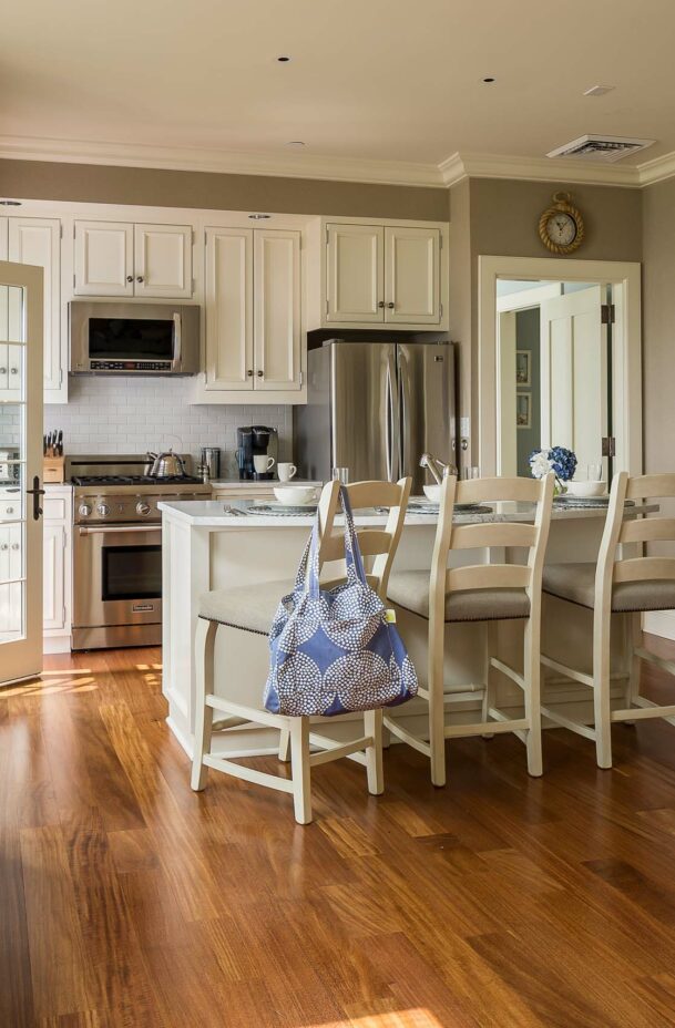 Beach Stone Suite kitchen.