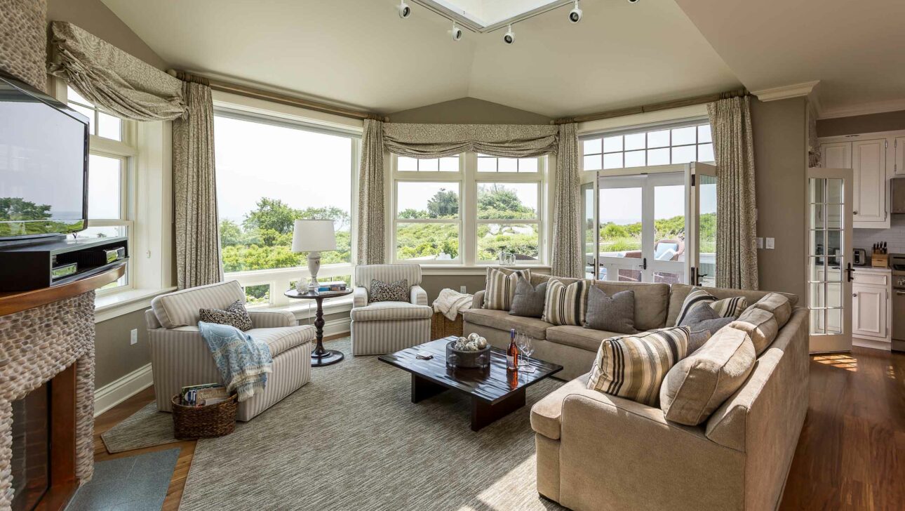 Beach Stone Suite living room.