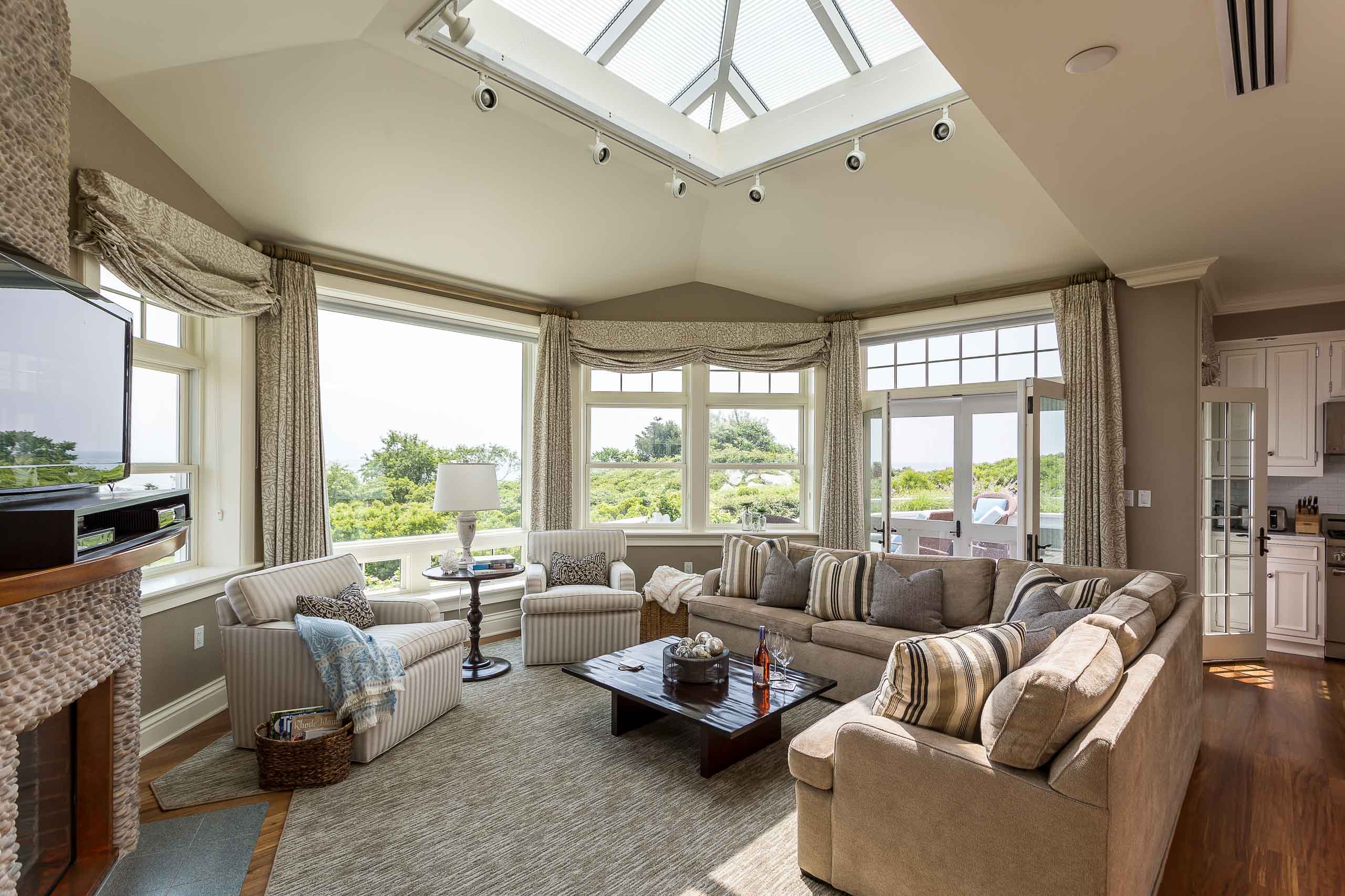 Beach Stone Suite living room.