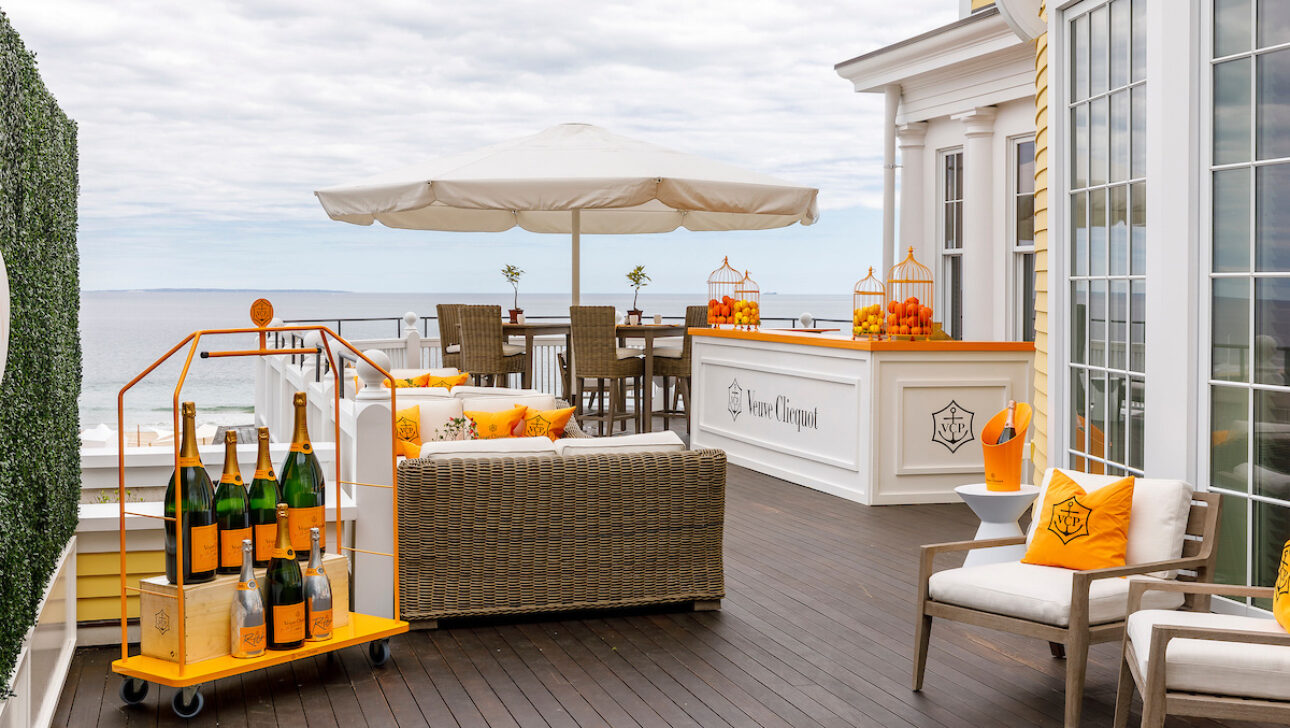 Secret Garden Champagne bar.